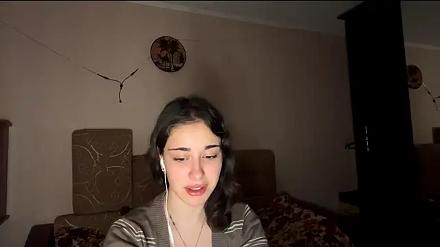 AnitraWackerbarth online show from December 21, 9:37 pm