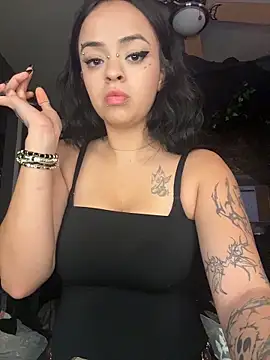 ellrxse online show from December 21, 7:21 am