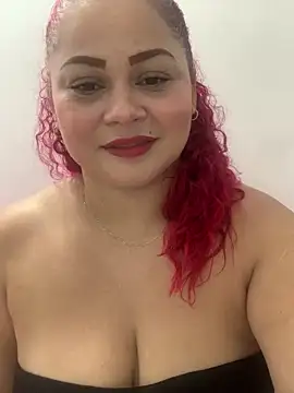 Snapshot of Sabina_house_cook chatting on December 16, 5:22 am Sabina house cook online show from December 16, 5:22 am