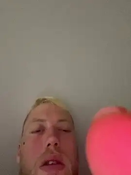 Big German cock974 online show from February 15, 9:41 am