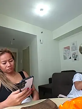 Snapshot of Fantasy_Girls4 chatting on July 1, 8:03 am Fantasy Girls4 online show from July 1, 8:03 am