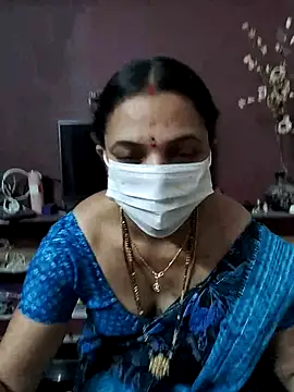 Snapshot of bhavyasri_55 chatting on December 15, 4:40 am bhavyasri 55 online show from December 15, 4:40 am