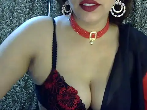 Snapshot of Exotic_tanvi chatting on July 8, 12:57 am Exotic tanvi online show from July 8, 12:57 am