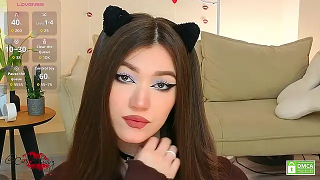 oliviaah  online show from March 20, 3:13 pm