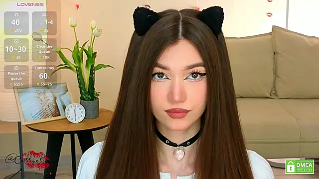 oliviaah  online show from March 28, 3:24 pm