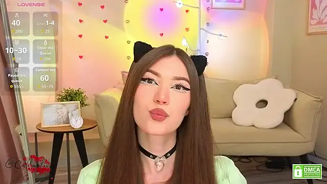 oliviaah  online show from February 18, 3:19 pm