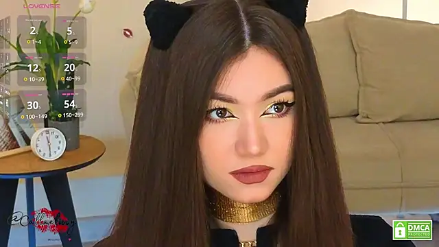 oliviaah  online show from April 4, 3:07 pm