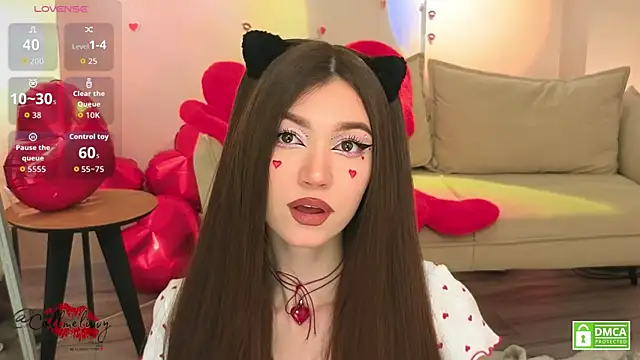 oliviaah  online show from February 14, 3:23 pm