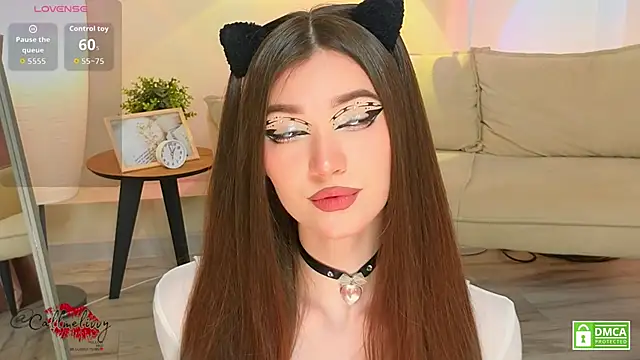 oliviaah  online show from February 5, 3:19 pm