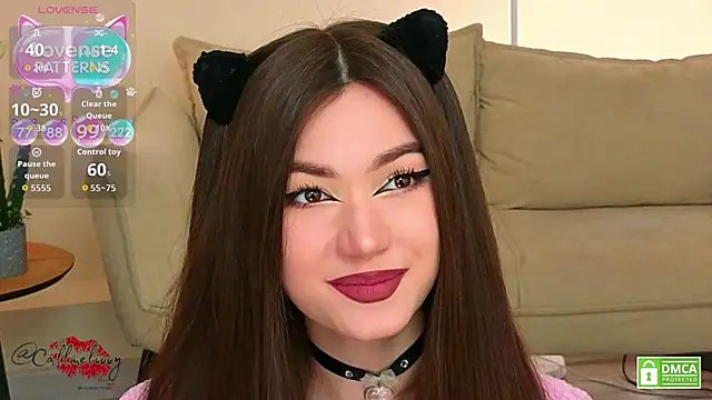 oliviaah  online show from April 10, 3:08 pm