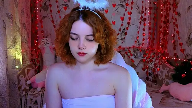 Ari Meow online show from February 15, 7:46 pm