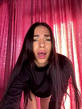 SashaLuvv online show from December 19, 11:56 am