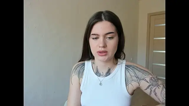 NikkieKitty online show from March 31, 11:34 am