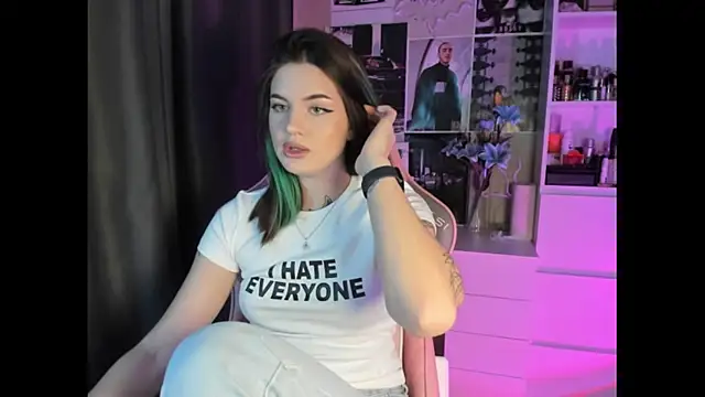 NikkieKitty online show from February 6, 2:13 pm