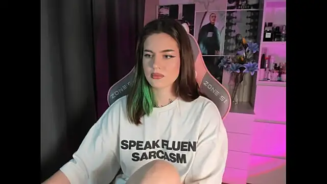 NikkieKitty online show from February 19, 3:42 pm