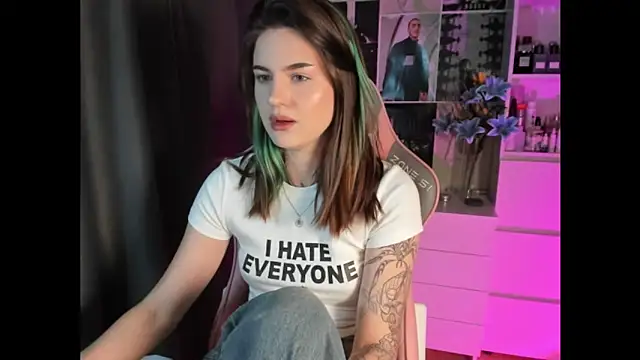 NikkieKitty online show from March 12, 10:08 am