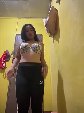 Lovely apple19 online show from April 15, 10:21 am