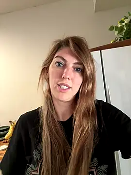 Snapshot of CelestialRuby chatting on November 6, 6:56 pm CelestialRuby online show from November 6, 6:56 pm