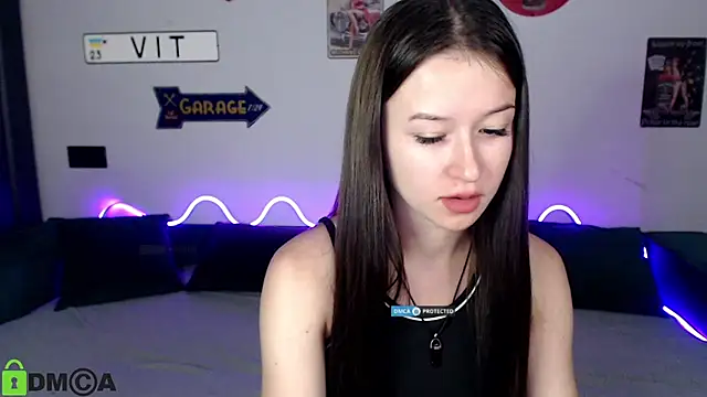 Snapshot of Bellaa_Dream1 chatting on July 19, 8:27 pm Bellaa Dream1 online show from July 19, 8:27 pm