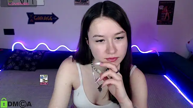 Bellaa Dream1 online show from April 8, 8:10 pm