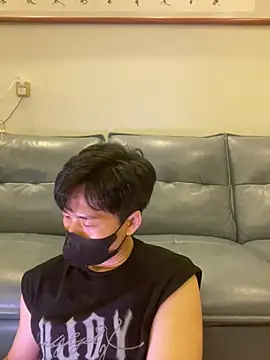 Snapshot of kimze7 chatting on June 21, 1:50 pm kimze7 online show from June 21, 1:50 pm