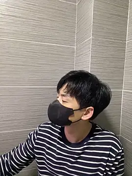 kimze7 online show from April 3, 3:40 pm