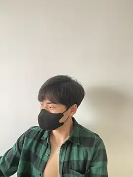 kimze7 online show from March 3, 6:20 am