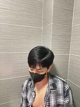 kimze7 online show from April 2, 2:46 pm