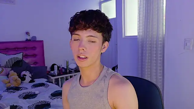 Dani Dancer online show from March 29, 10:00 pm