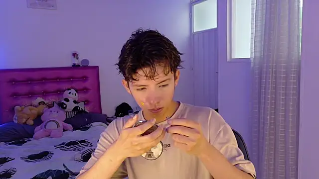 Dani Dancer online show from April 4, 8:37 pm