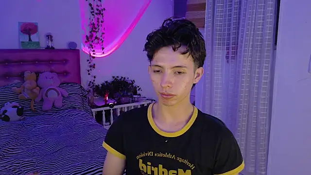 Dani Dancer online show from July 16, 1:35 am