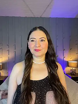 Snapshot of SecretSensuel chatting on January 18, 1:25 pm SecretSensuel online show from January 18, 1:25 pm