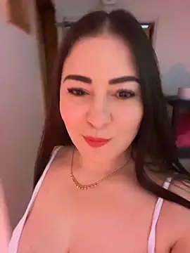 Snapshot of SecretSensuel chatting on June 11, 3:20 pm SecretSensuel online show from June 11, 3:20 pm