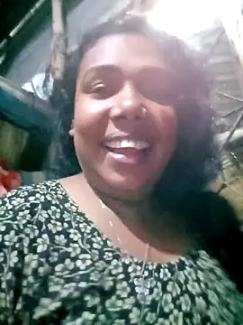 Snapshot of porimoi_505 chatting on December 15, 7:36 am porimoi 505 online show from December 15, 7:36 am