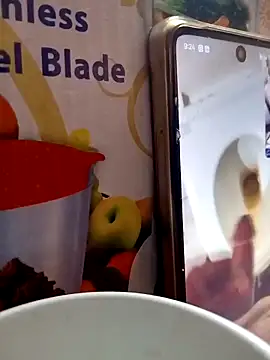 porimoi 505 online show from March 31, 3:25 pm