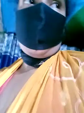 Snapshot of porimoi_505 chatting on February 24, 4:52 pm porimoi 505 online show from February 24, 4:52 pm