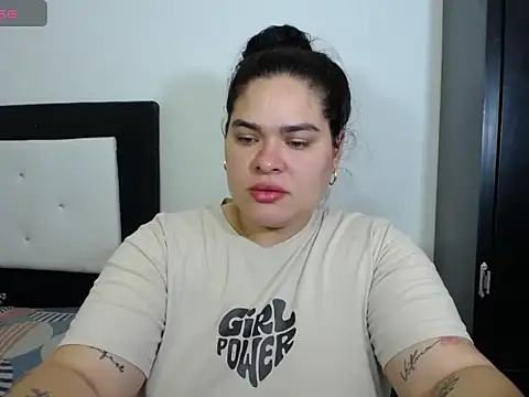 NinaFuentes2X online show from August 5, 2:38 am