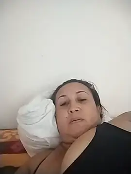 Snapshot of Nini_Love_ chatting on June 14, 5:47 pm Nini Love online show from June 14, 5:47 pm