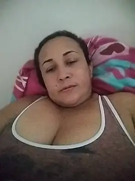 Nini Love  online show from May 18, 4:34 pm