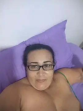 Snapshot of Nini_Love_ chatting on July 7, 6:47 am Nini Love online show from July 7, 6:47 am