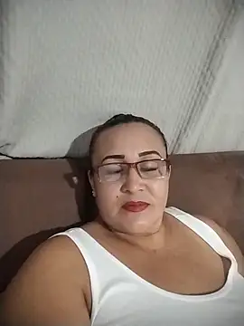 Nini Love  online show from April 11, 2:19 am