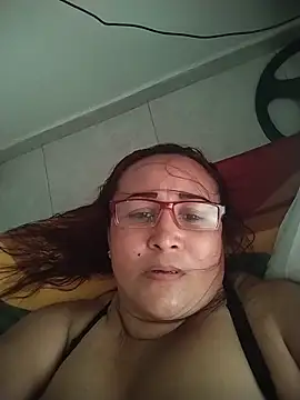 Snapshot of Nini_Love_ chatting on February 28, 7:24 pm Nini Love online show from February 28, 7:24 pm