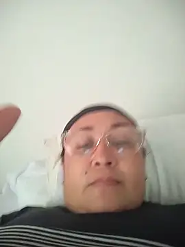 Snapshot of Nini_Love_ chatting on February 23, 9:04 pm Nini Love online show from February 23, 9:04 pm