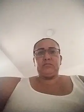 Nini Love  online show from March 27, 8:32 pm