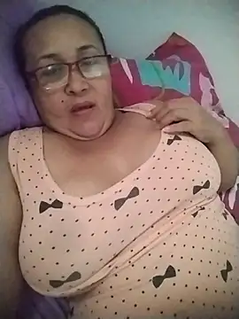 Nini Love  online show from April 13, 12:42 pm