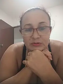 Nini Love  online show from March 5, 1:24 am