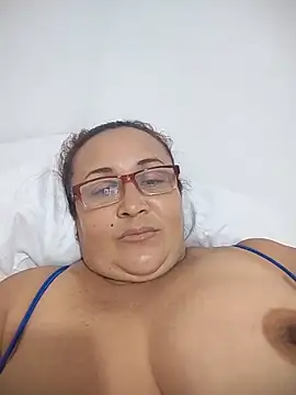 Nini Love  online show from March 3, 4:30 am