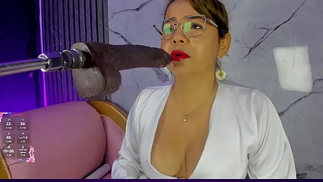shayra boobs2 online show from July 9, 10:15 am