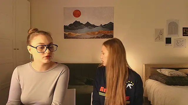 findwayout online show from March 26, 1:20 pm