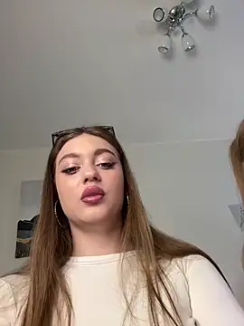 findwayout online show from April 3, 1:17 pm